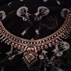 Vintage early 1900s silver Bib/goth style necklace